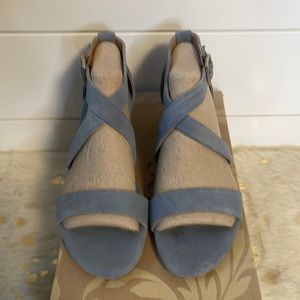 New - Sofft - Innis Women's Wedge Shoes - Blue Suede - Size 6M